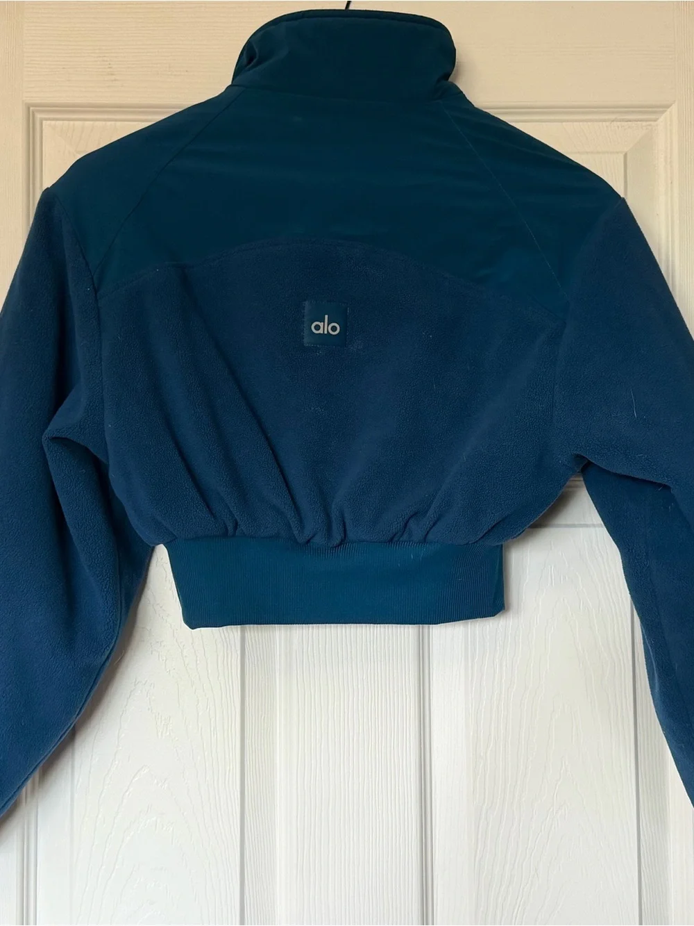 ALO Yoga Polar Fleece Cropped Jacket in Blue